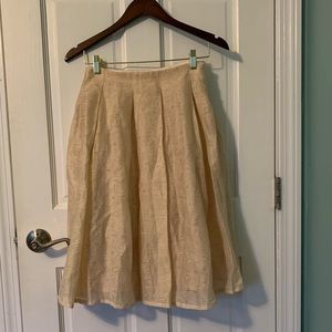 El Hanger Pleated Skirt